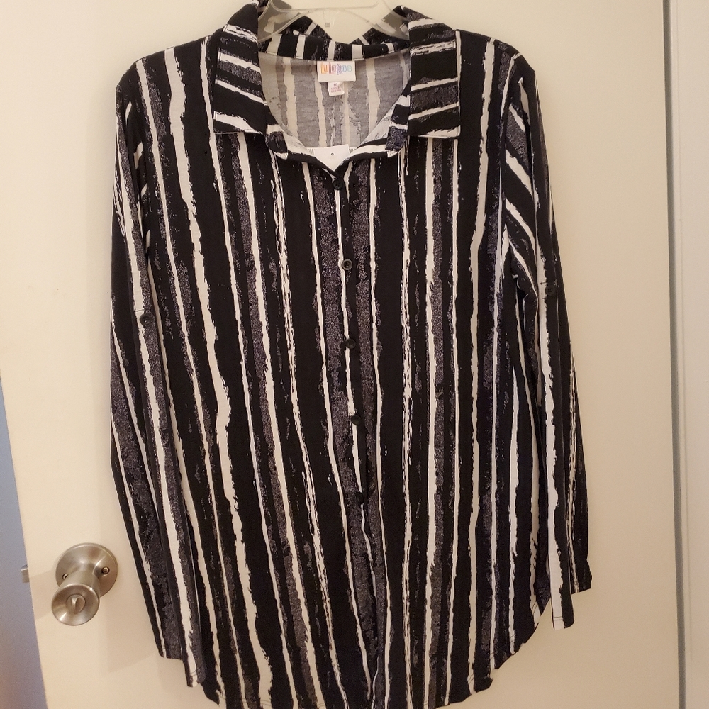 NWT LuLaroe Striped Valentina Top